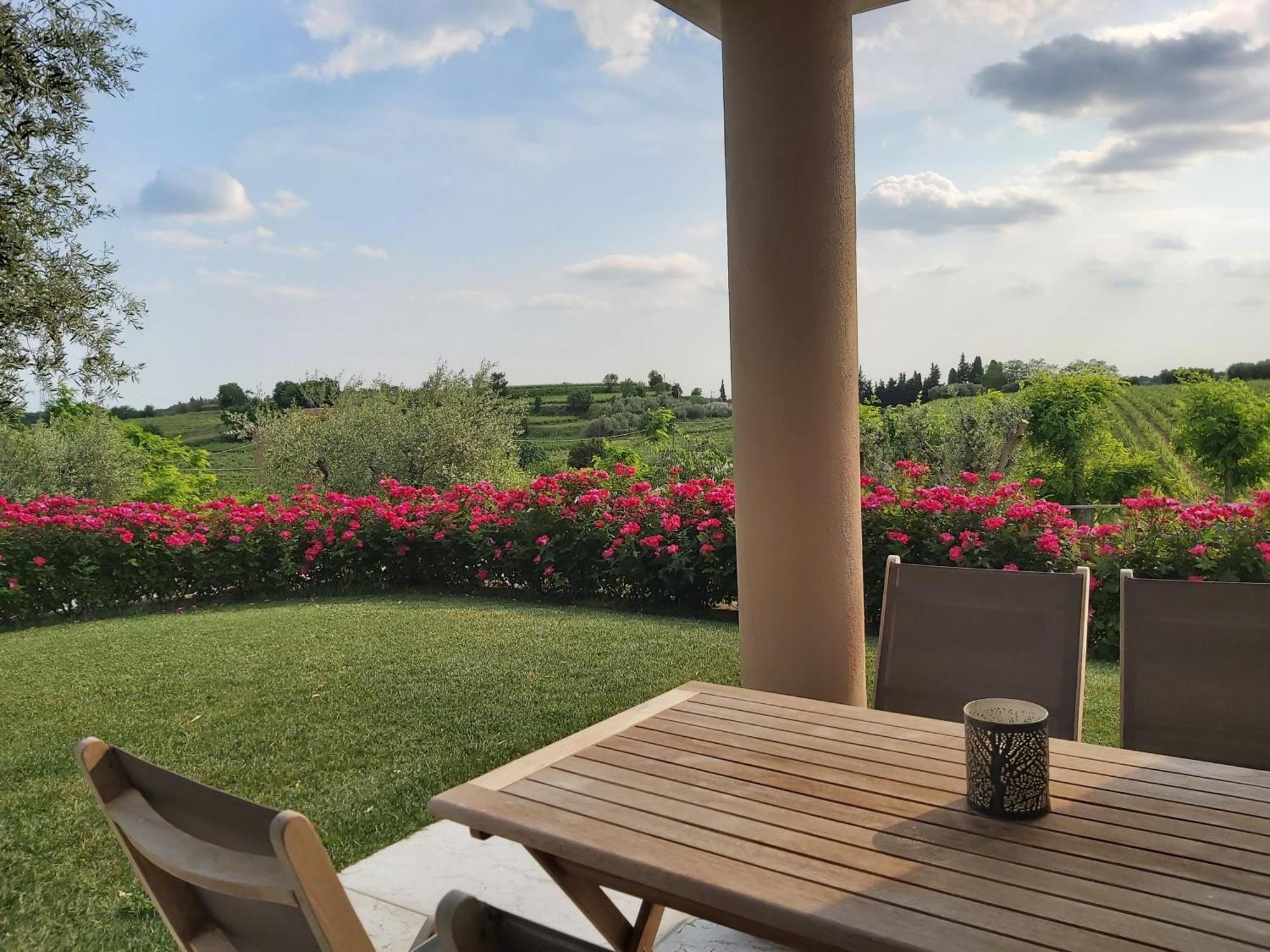 Villa Poggio Bardolino Habitación foto